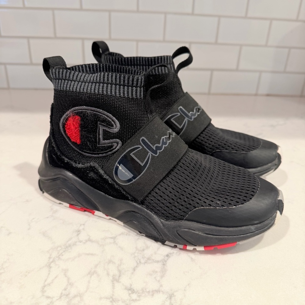 Champion Rally Pro Black and Red Kids' Sneakers size 13